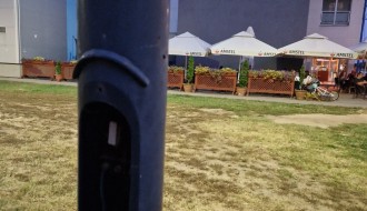 Bandere na Prozivci bez poklopca za ožičenje