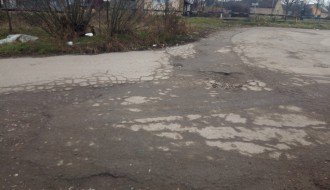 Asfalt u Ilindanskoj ulici u katastrofalnom stanju