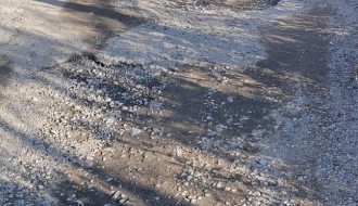 Udarne rupe u Ulici Jelene Ćetković..