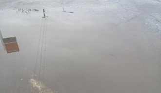 Posle malo veće kiše stvara se "jezero" na putu kod benzinske pumpe pre "Rode"