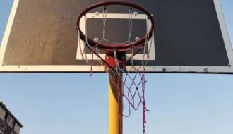 Potreban ozbiljan remont koševa na igralištu na Prozivci