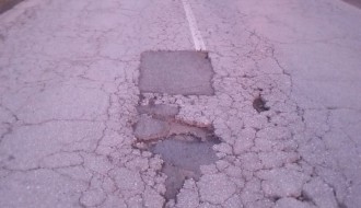 Udarne rupe na bikovačom putu