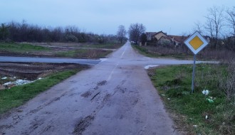 Nebezbedna deonica za saobraćaj (Mali bajmok) - Mačvanska ulica i industrijska zona