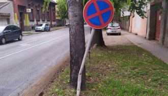 Oštećen znak u Preradovićevoj