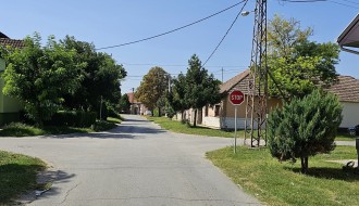 Divljanje automobilom u Ulici Augusta Cesarca