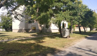 Neodnešeno posečeno granje i trava