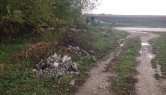 Divlja deponija u gradu