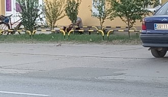 Ispijanje alkohola u zoni škole i dečijeg igrališta - Tavankut