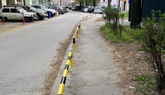 Pohvala za ograde koje štite površine da se ne parkira