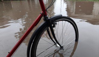 Zadržavanje atmosferskih voda na ulici (Jasenovačka)