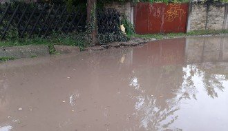 Zadržavanje atmosferskih voda na ulici (Jasenovačka)