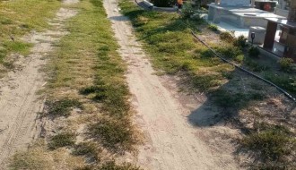 Neodržavano groblje (Crkveni deo) u Dudovoj šumi