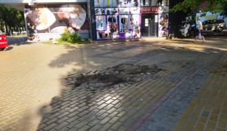 Parking u centru Palića