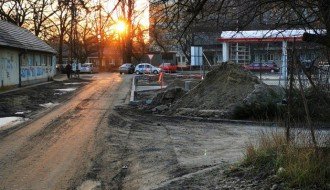 Uzurpiranje javne površine na uglu Izvorske i Jaše Ignjatovića