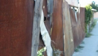 Ograda na uglu Masarikove i Dragiše Mišovića