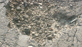 Put Stari Žednik - Đurđin prepun rupa, ozbiljno ugrožava bezbednost saobraćaja