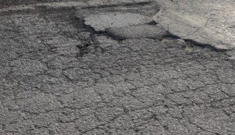 Put Stari Žednik - Đurđin prepun rupa, ozbiljno ugrožava bezbednost saobraćaja