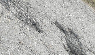 Put Stari Žednik - Đurđin prepun rupa, ozbiljno ugrožava bezbednost saobraćaja