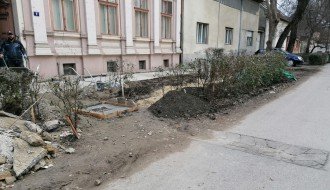 Udarna rupa u ulici Henrika Sjenkjevića