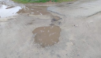 Problem sa vodom i rupama u Gošinoj ulici