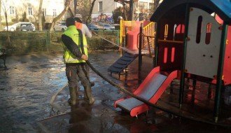 Igralište u centru grada izmazano fekalijama i povraćkom!