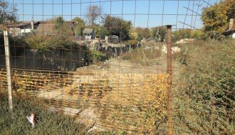 Opasnost na trotoaru u ulici Aksentija Marodića