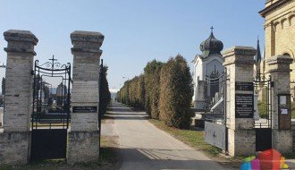 Zaključan toalet na Bajskom groblju