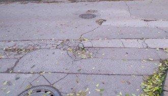 Udarne rupe u ulici Esperanto