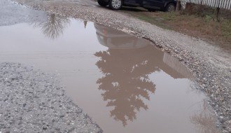 Ko je na redu da sredi ulice dr Ferenc Bodrogvari i Proleterskih brigada?