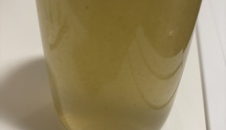 Da li je ovo boja koju gradska voda treba da ima? (Kertvaroš)