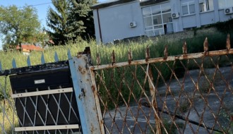 Ambrozija u Teslinoj ulici