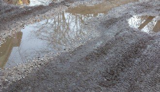 Blato na korak od Gradske kuće (Šenoina ulica, Tokio)