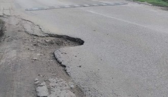 Udarni "krater" kod škole u Tavankutu