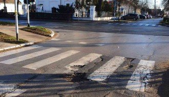 Krateri u ulici  Starine Novaka