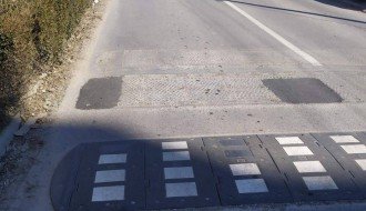 Udarna rupa u ulici Evgenija Kumičića