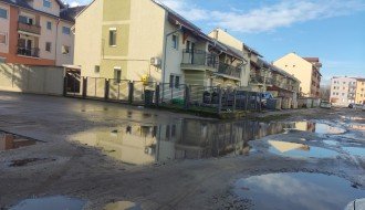 Bare i blato u novoizgrađenom naselju u Kireškoj ulici (300 metara)