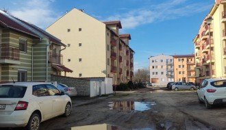 Bare i blato u novoizgrađenom naselju u Kireškoj ulici (300 metara)