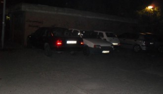 Naplaćivanje parkinga u našem dvorištu (Trg Jakaba i Komora)
