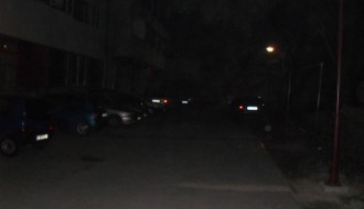 Naplaćivanje parkinga u našem dvorištu (Trg Jakaba i Komora)