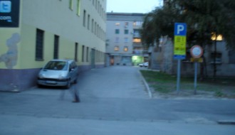 Naplaćivanje parkinga u našem dvorištu (Trg Jakaba i Komora)