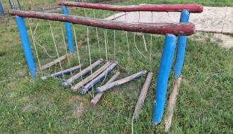 Nebezbedno dečje igralište u Donjem Tavankutu