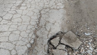 Loše stanje asfalta u Verušićkoj ulici