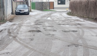 Udarne rupe u Partizanskih baza