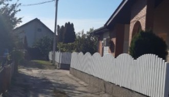 Bandera samo što ne padne (Ulica Nađ Imrea)