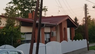 Bandera samo što ne padne (Ulica Nađ Imrea)