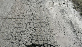 Rupe na putu u ulici Vojislava Ilića