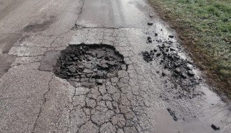 Rupe na putu u ulici Vojislava Ilića