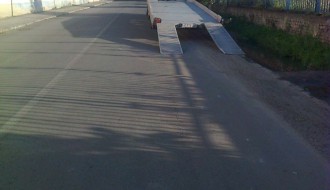 Istovar / utovar vozila u ulici Pap Pala