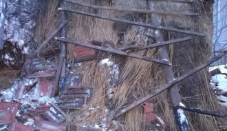 Urušena kuća u Titelskoj ulici - put zakrčen