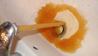 Žuta voda iz česme na Paliću